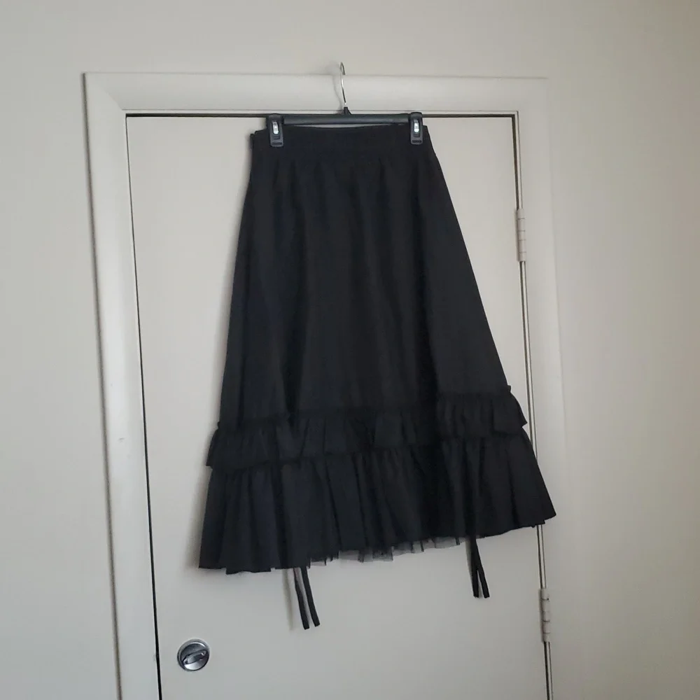 Vampire Freaks Black Ruffled Cassandra Skirt - Picture 6 of 15